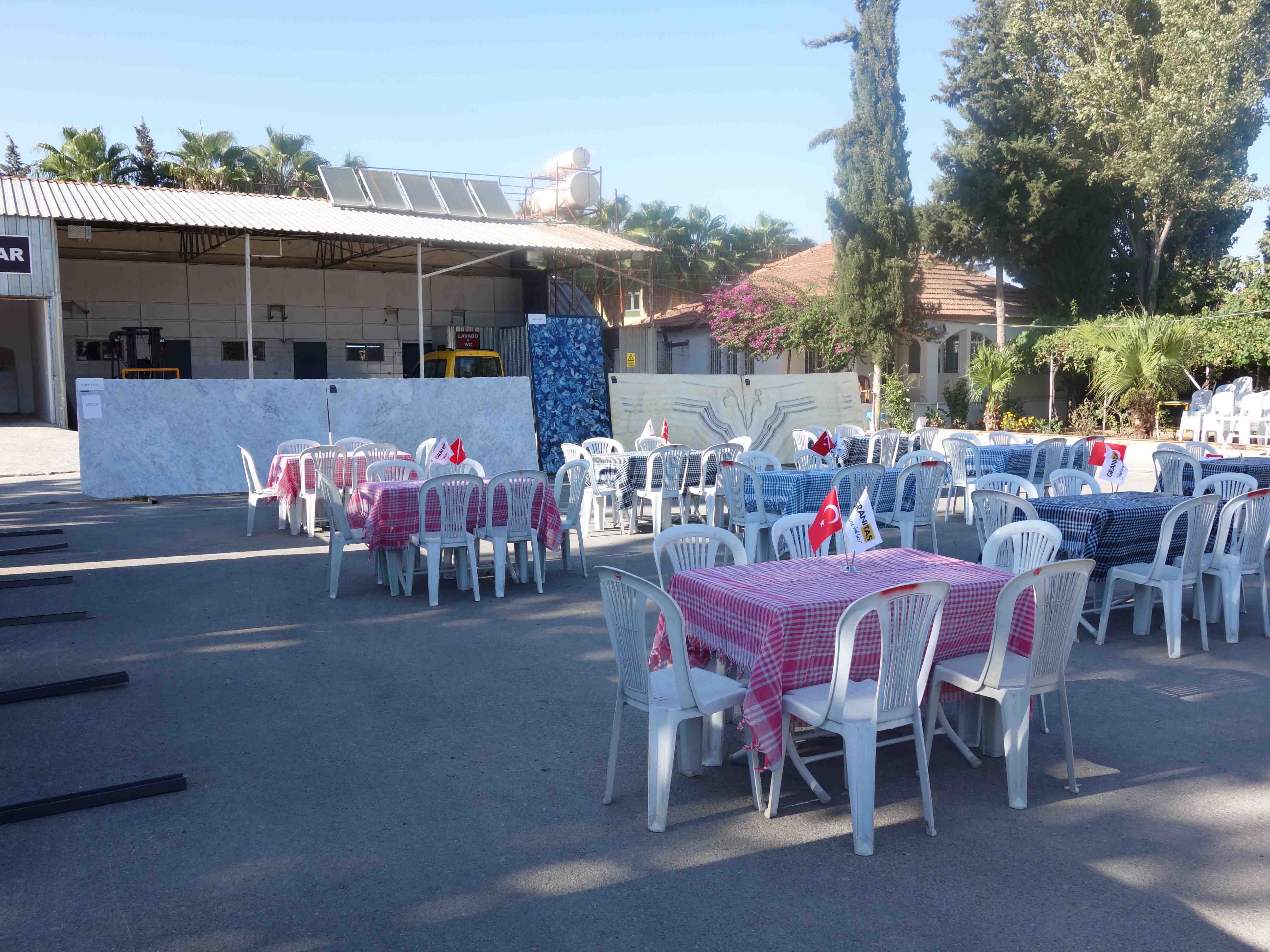 We are meeting with our colleagues in our GRANITAS Warehouses...